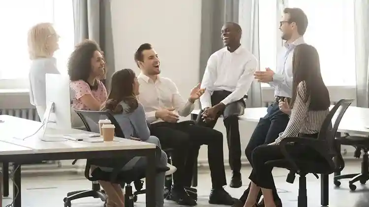 4 Ways Managers Can Build a Positive Workplace Environment