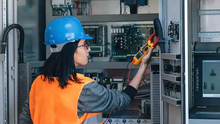 10 Steps to Improving Electrical Safety at Work